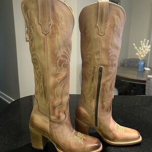Freebird Panama Boots - 8